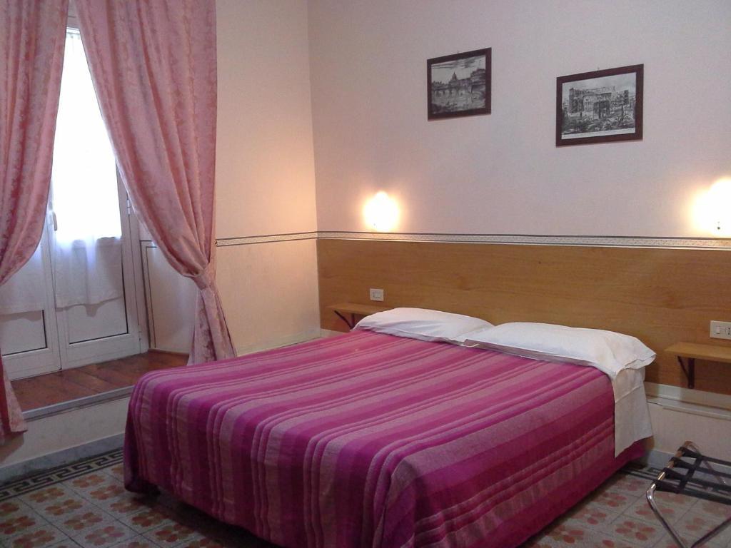 Collina Suites روما الغرفة الصورة